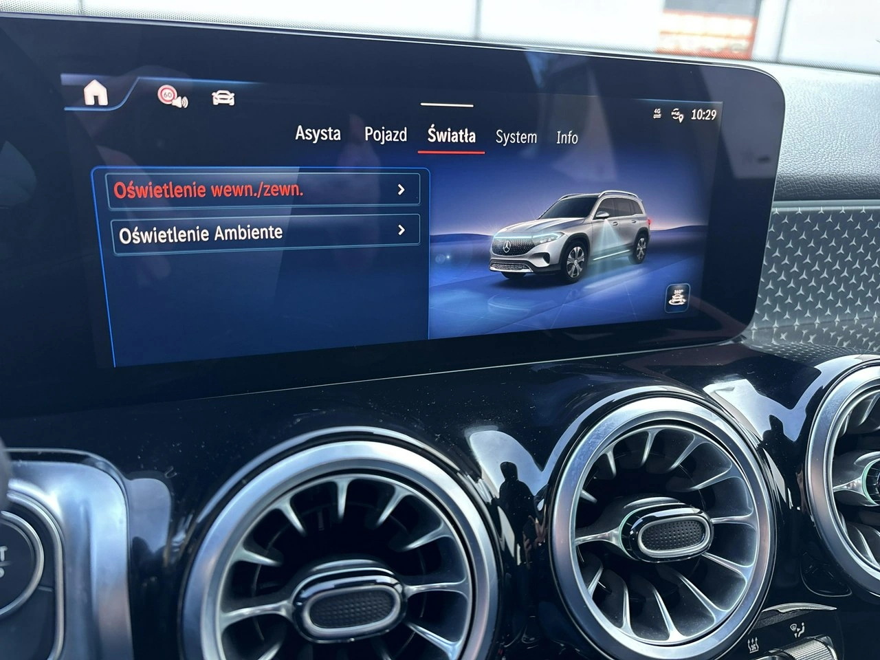 Mercedes EQB - Zdjęcie 24
