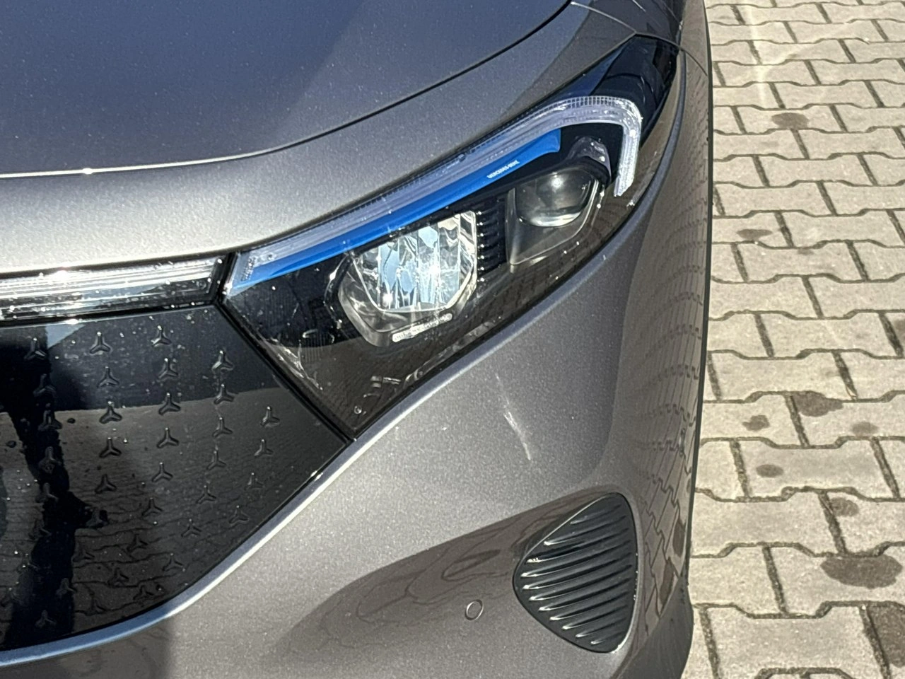 Mercedes EQB - Zdjęcie 8