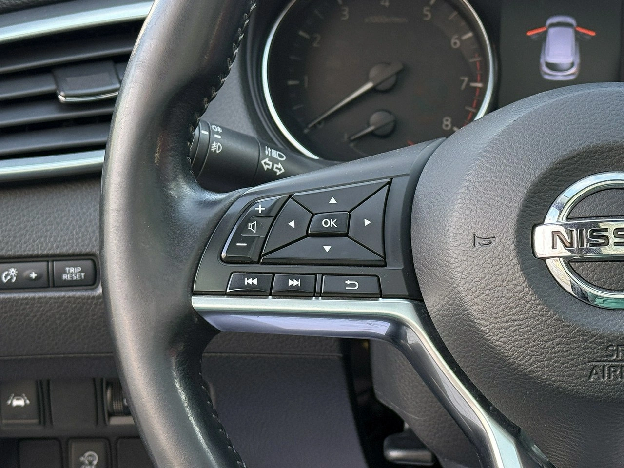 Nissan Qashqai - Zdjęcie 11