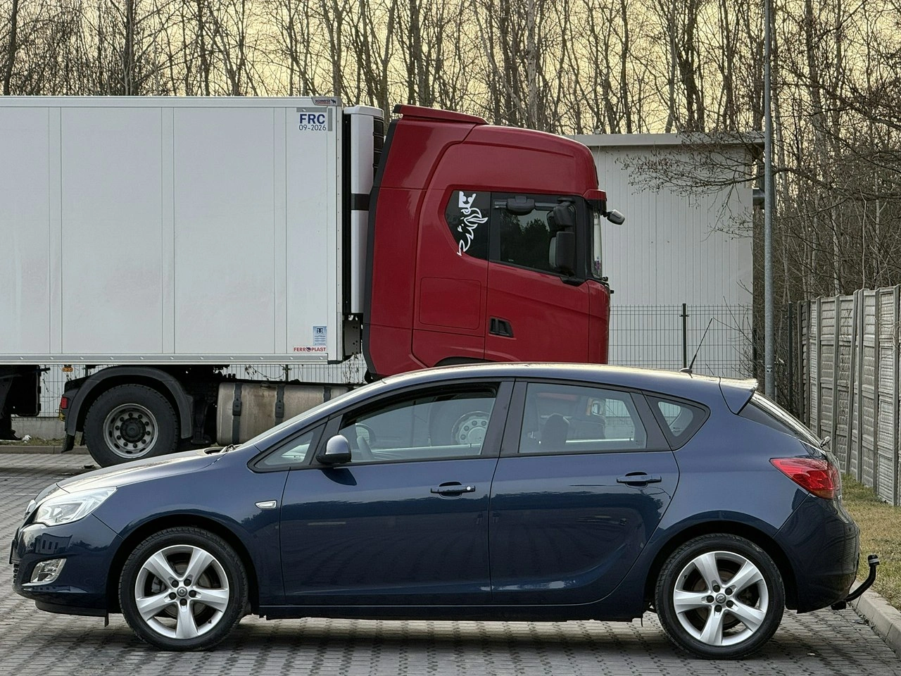 Opel Astra - Zdjęcie 21