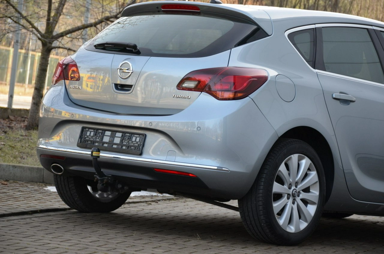 Opel Astra - Zdjęcie 11
