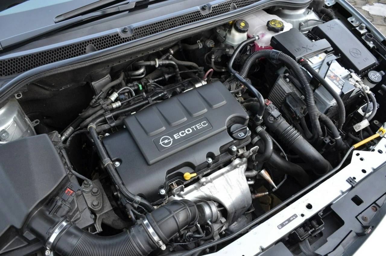 Opel Astra - Zdjęcie 16