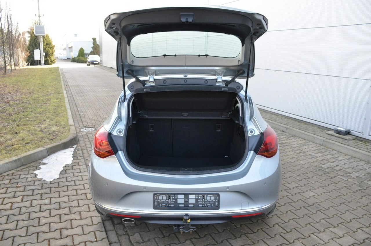 Opel Astra - Zdjęcie 7