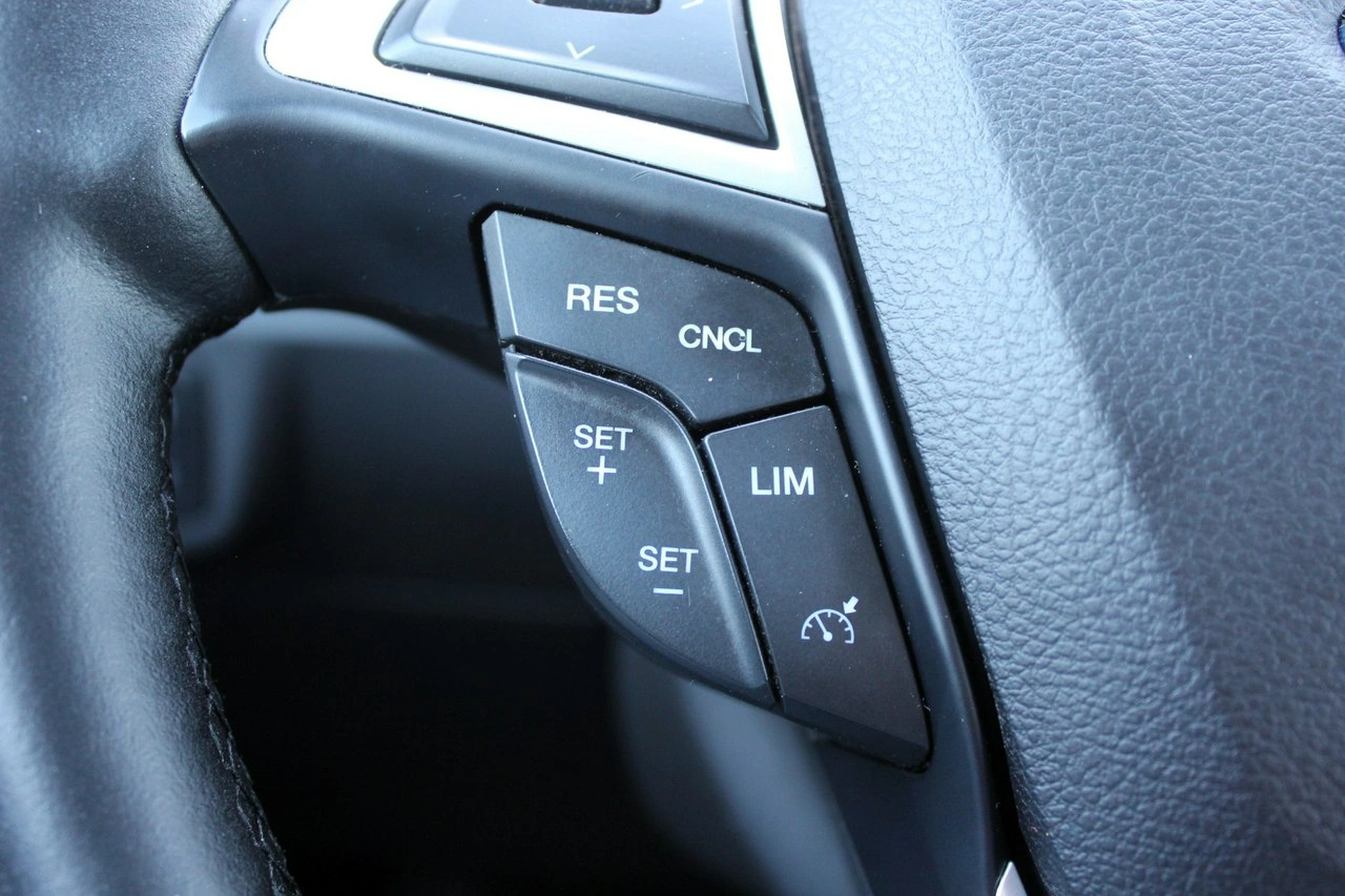 Ford Mondeo SW - Zdjęcie 23