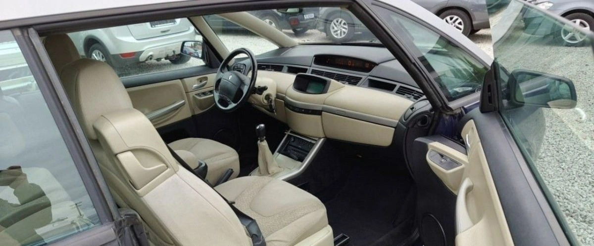 Renault Avantime - Zdjęcie 12