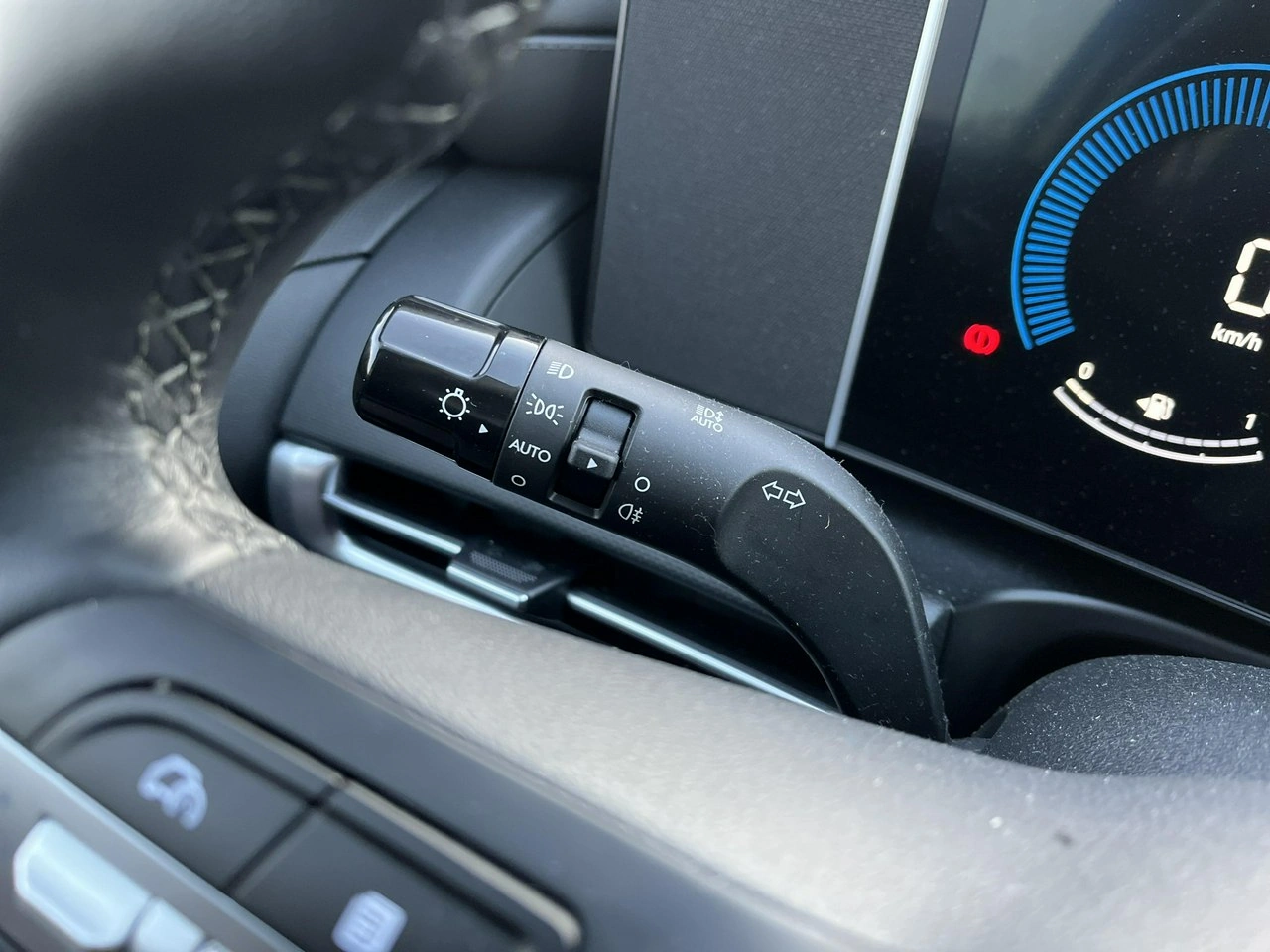 Hyundai Tucson - Zdjęcie 22