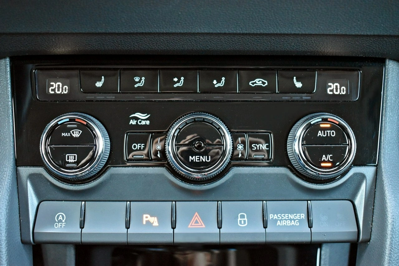 Skoda Karoq - Zdjęcie 23