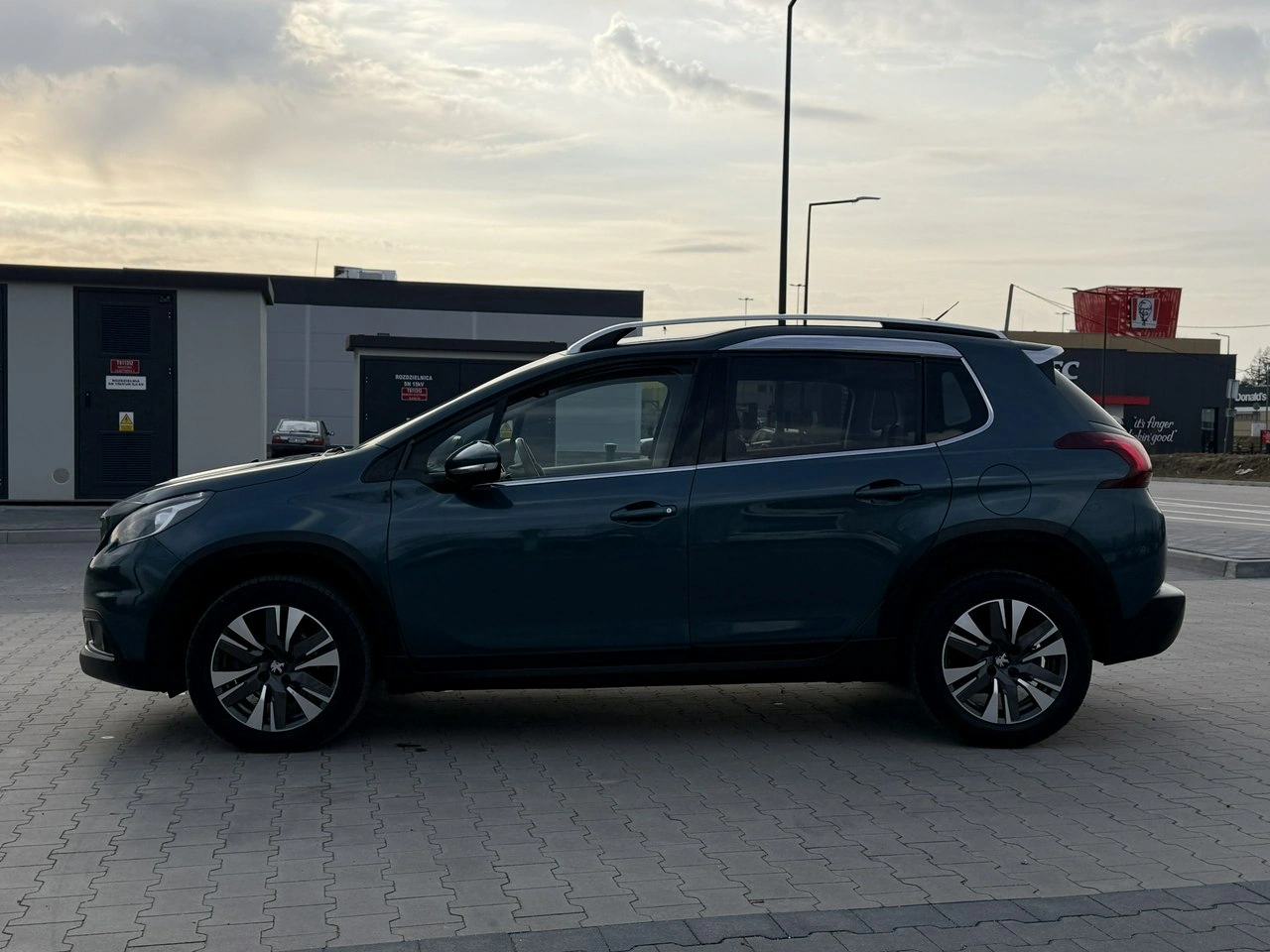 Peugeot 2008 - Zdjęcie 7