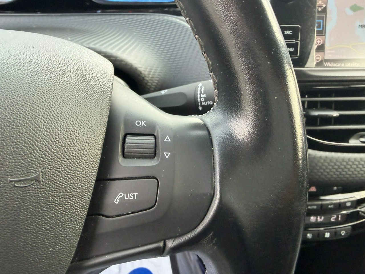 Peugeot 2008 - Zdjęcie 24