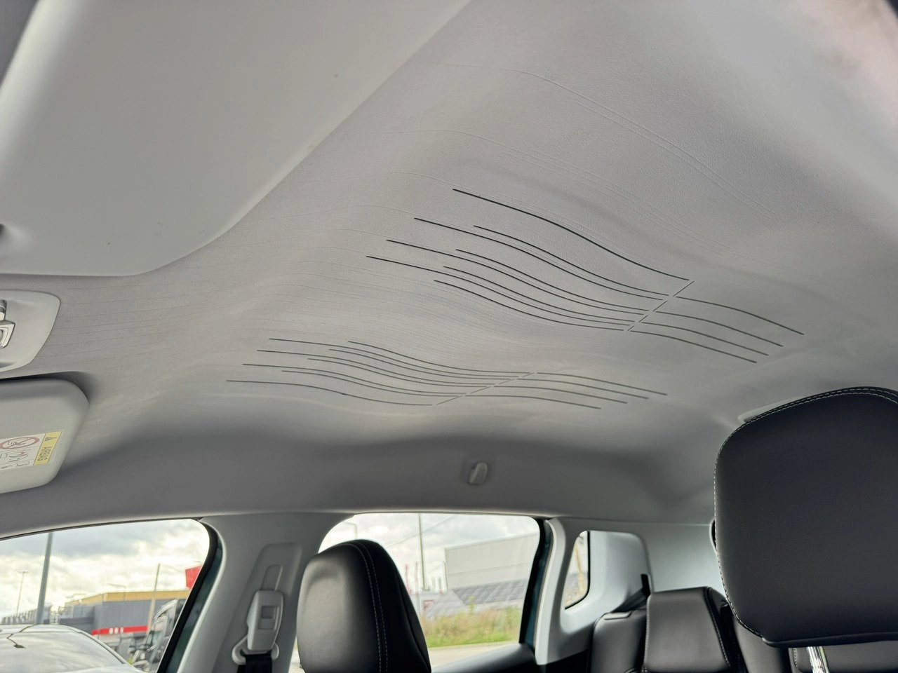 Peugeot 2008 - Zdjęcie 29