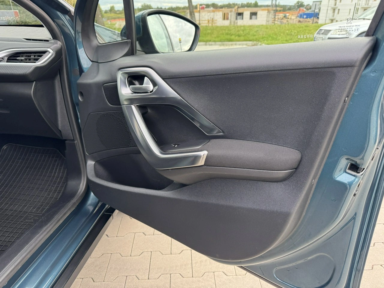 Peugeot 2008 - Zdjęcie 33