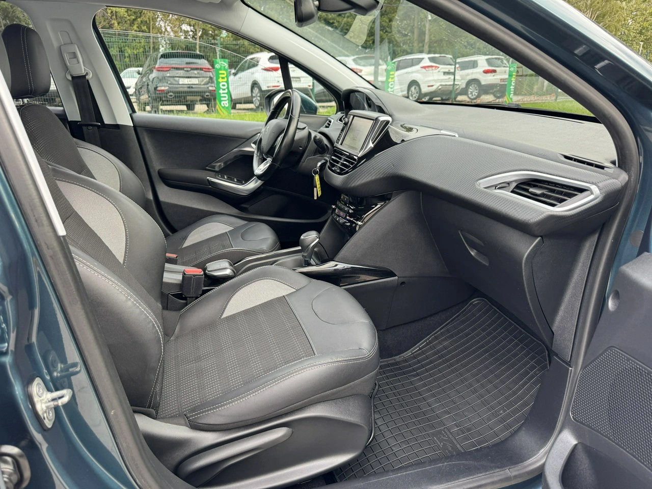 Peugeot 2008 - Zdjęcie 36