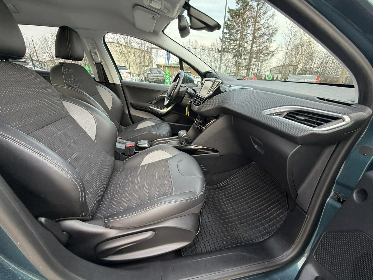 Peugeot 2008 - Zdjęcie 35