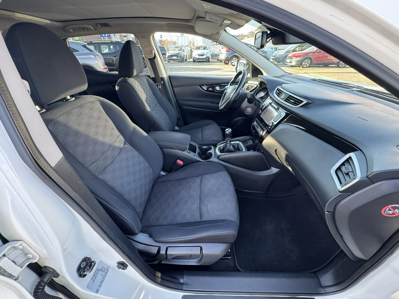 Nissan Qashqai - Zdjęcie 22
