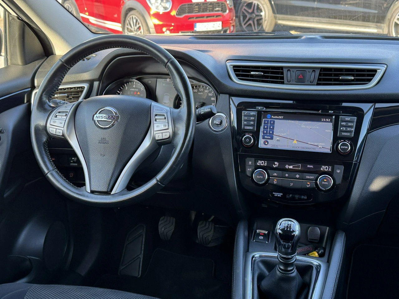 Nissan Qashqai - Zdjęcie 25