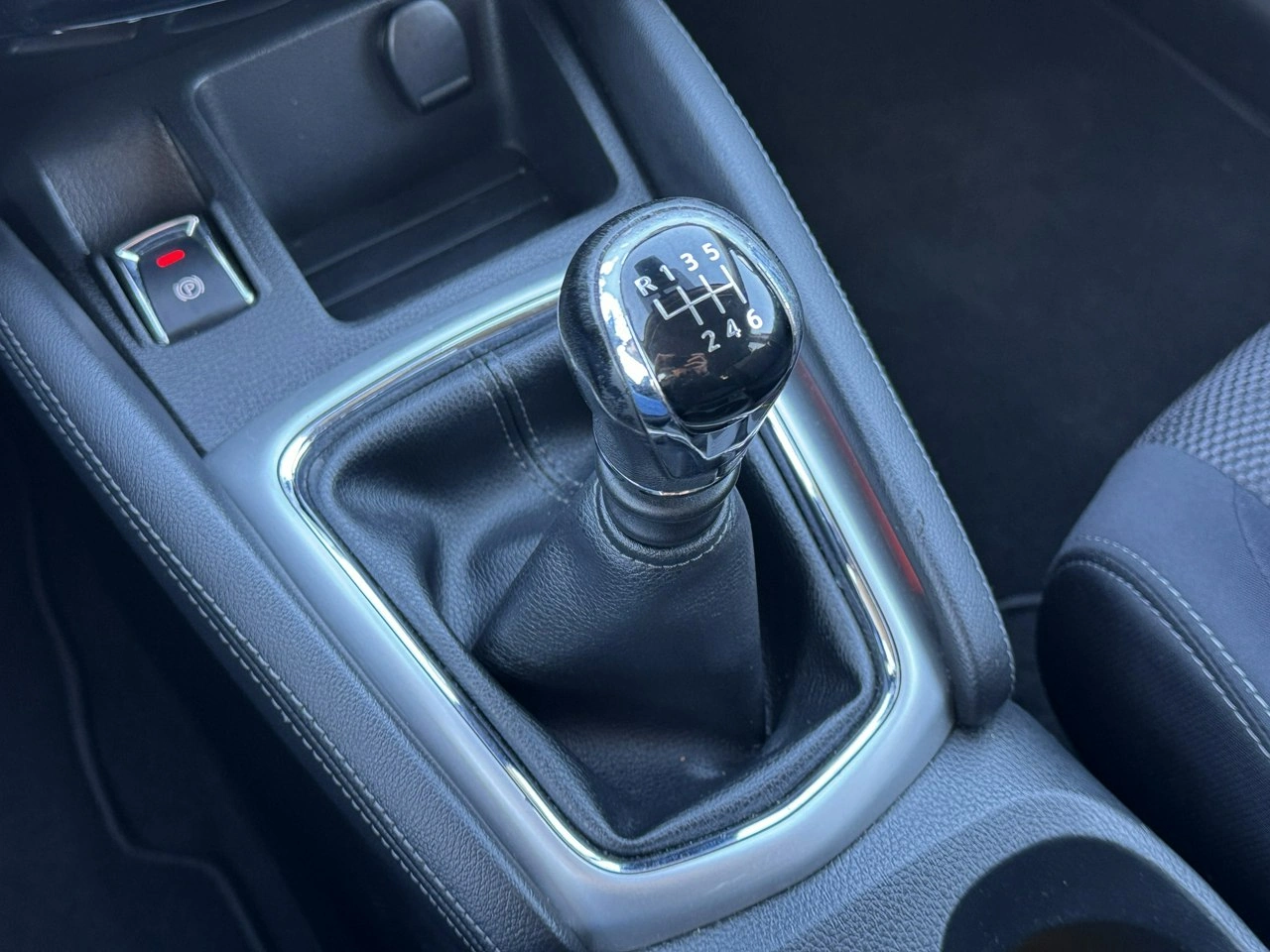 Nissan Qashqai - Zdjęcie 31