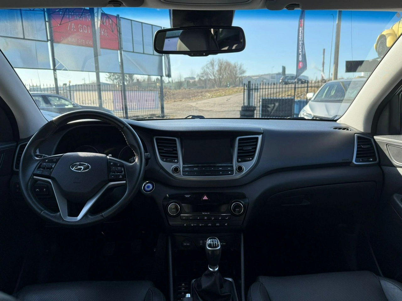 Hyundai Tucson - Zdjęcie 15