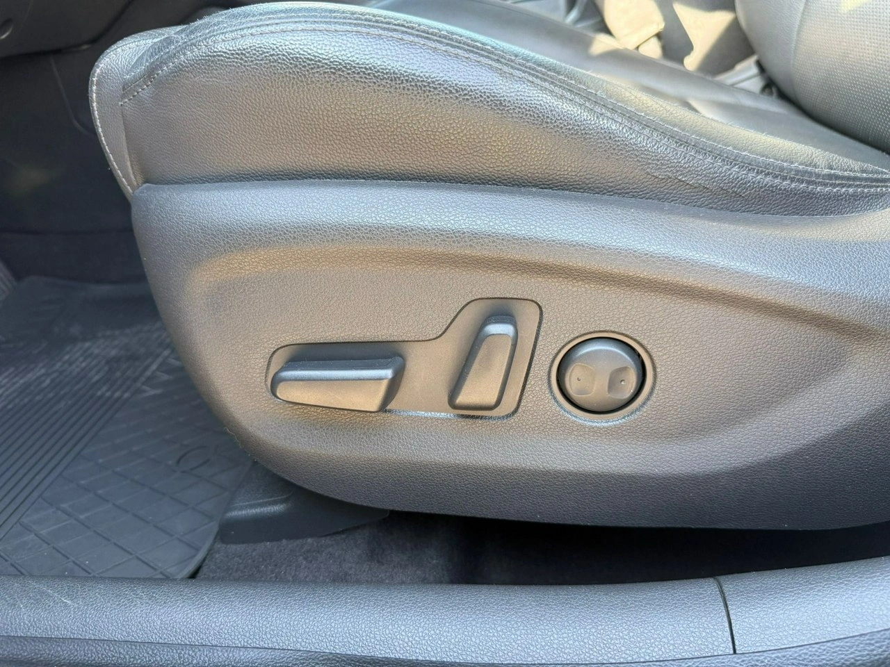 Hyundai Tucson - Zdjęcie 17