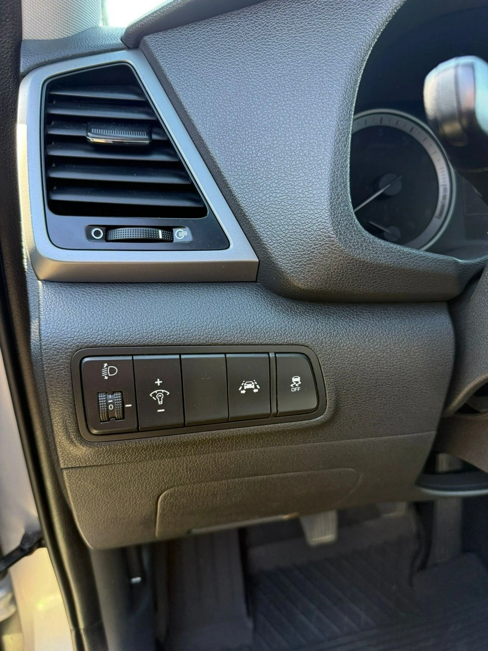 Hyundai Tucson - Zdjęcie 22