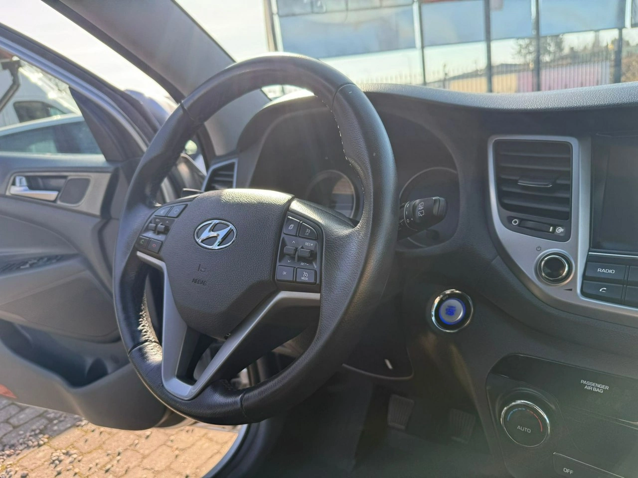 Hyundai Tucson - Zdjęcie 33