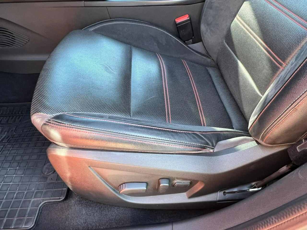 Renault Arkana - Zdjęcie 12