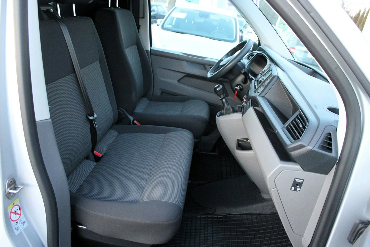 Volkswagen Transporter - Zdjęcie 12