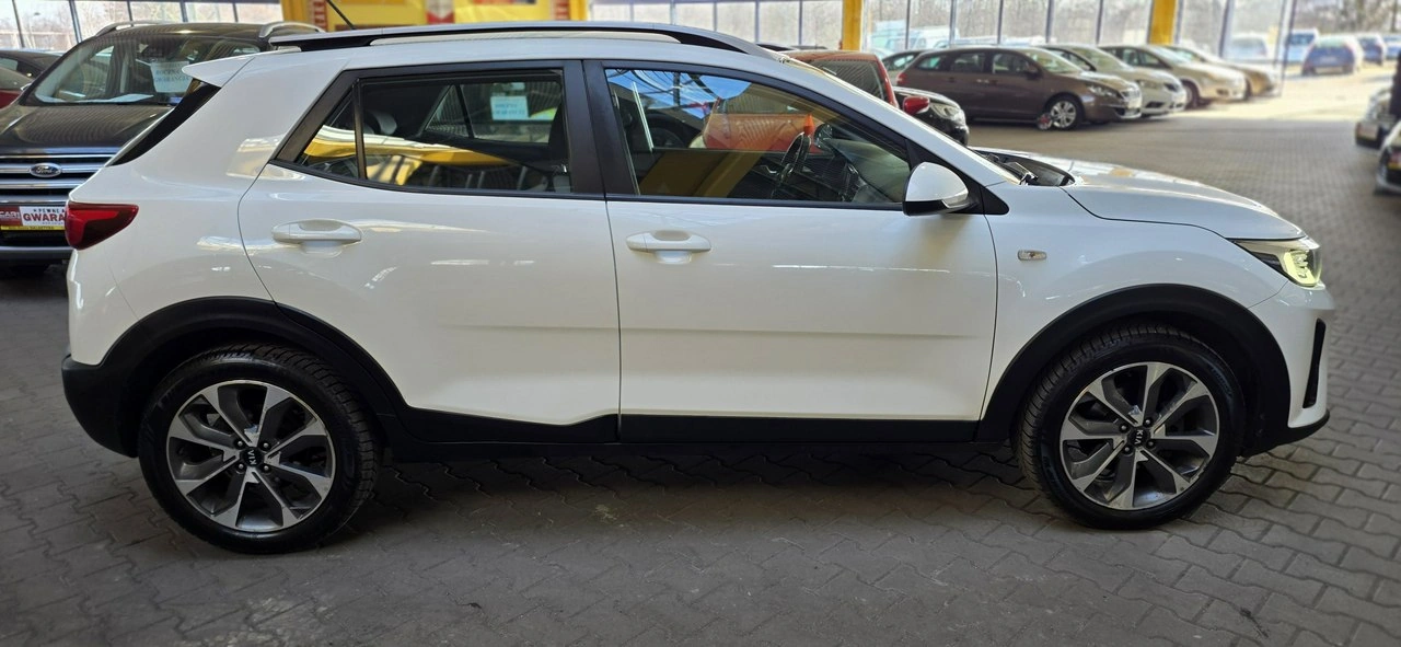 Kia Stonic - Zdjęcie 10