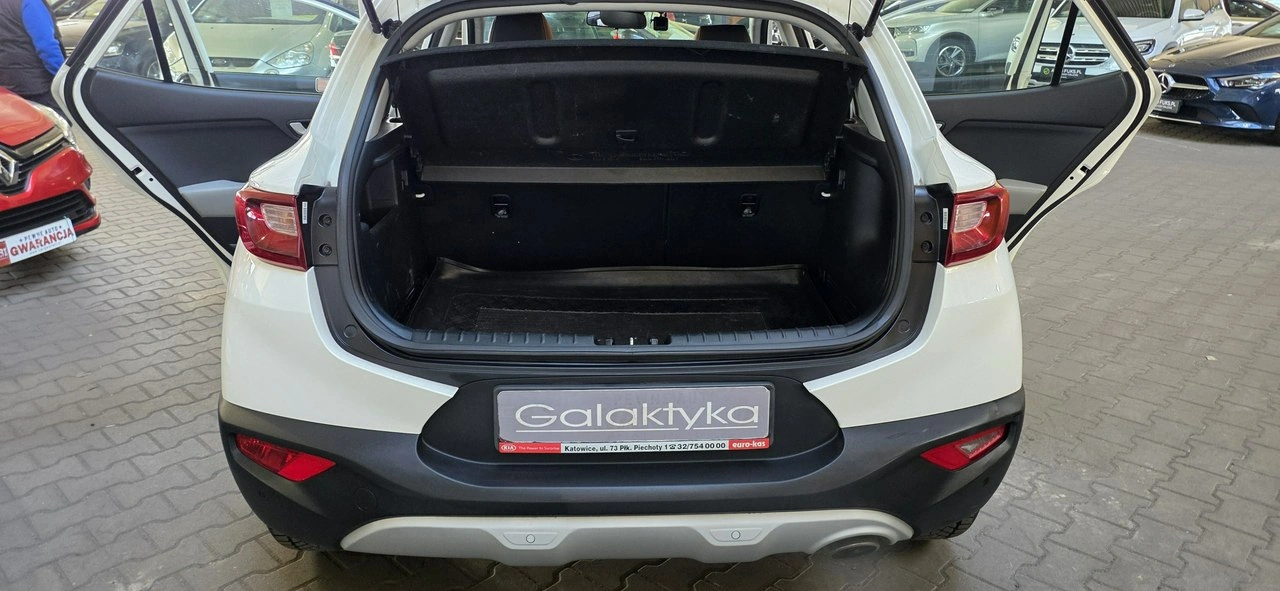 Kia Stonic - Zdjęcie 14