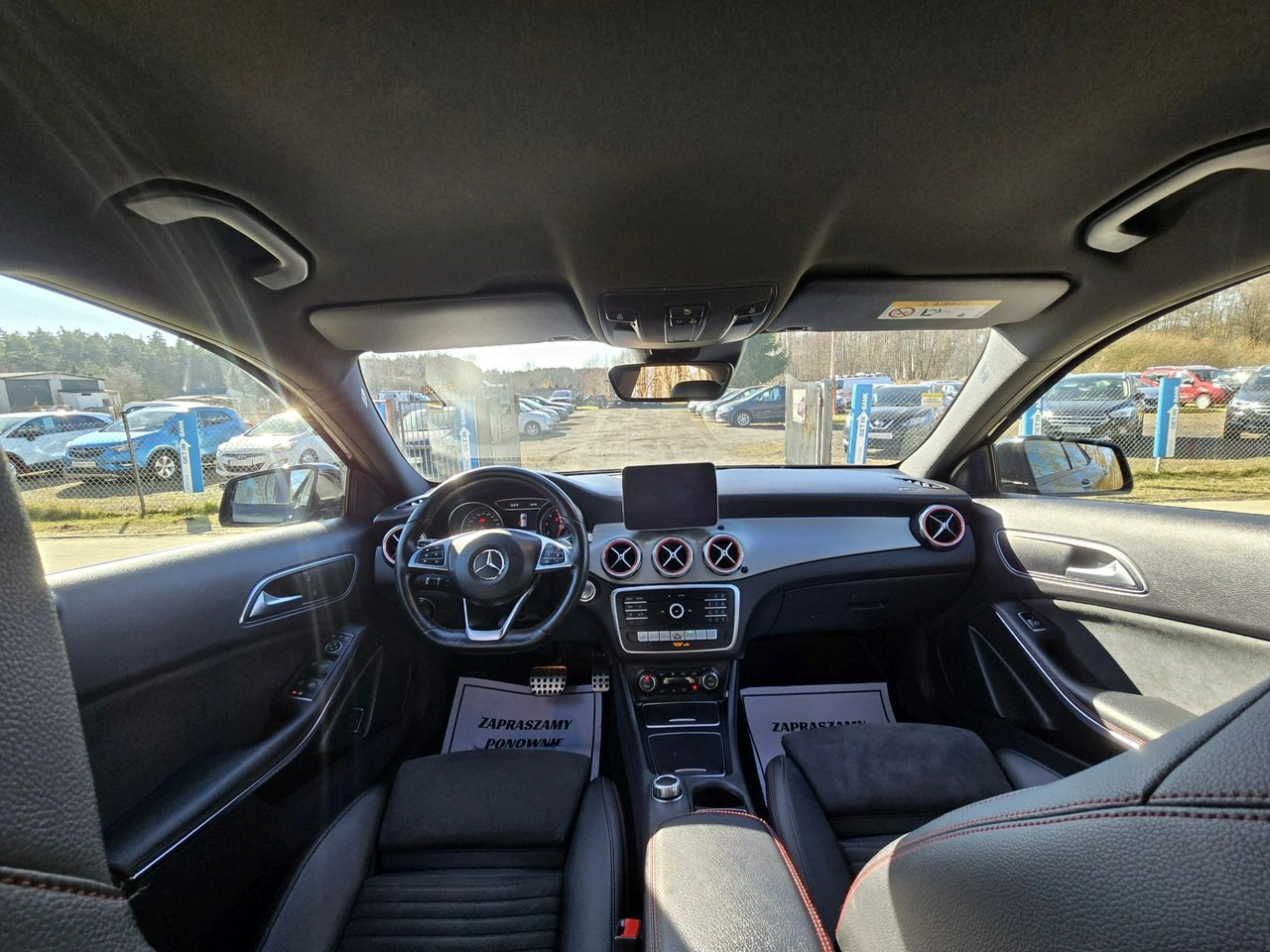 Mercedes GLA 180 - Zdjęcie 16