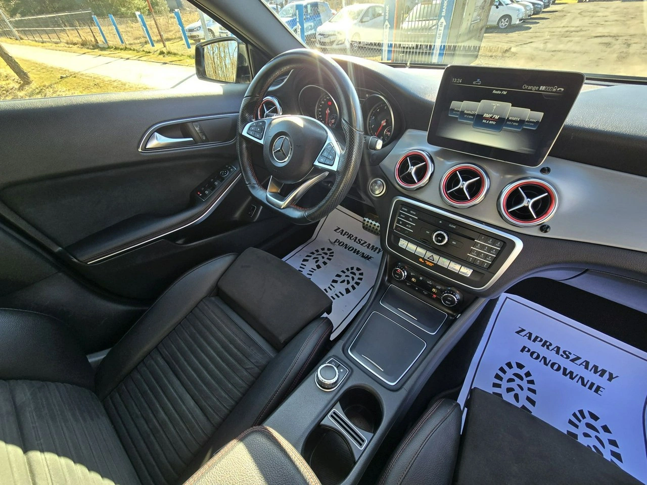 Mercedes GLA 180 - Zdjęcie 22