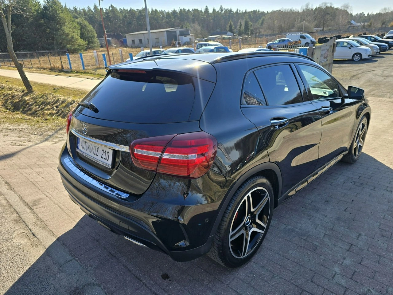 Mercedes GLA 180 - Zdjęcie 7