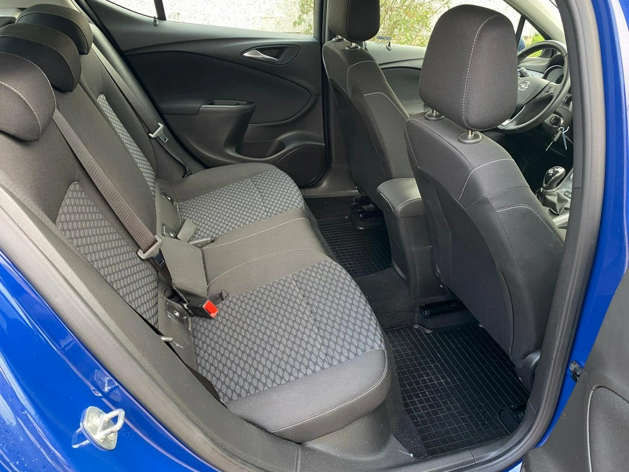 Opel Astra - Zdjęcie 9