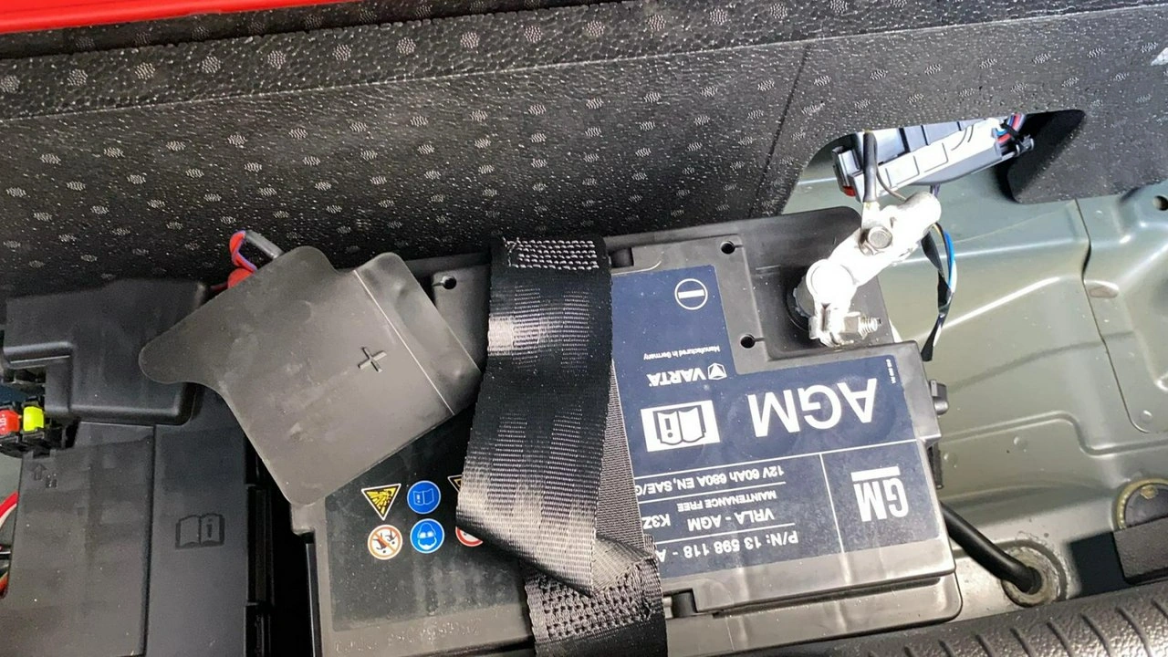 Opel Astra - Zdjęcie 25