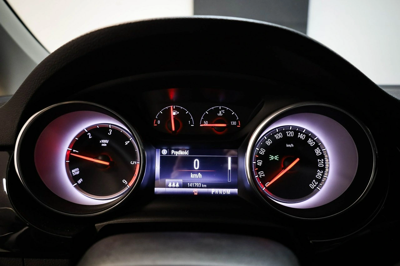 Opel Astra - Zdjęcie 13