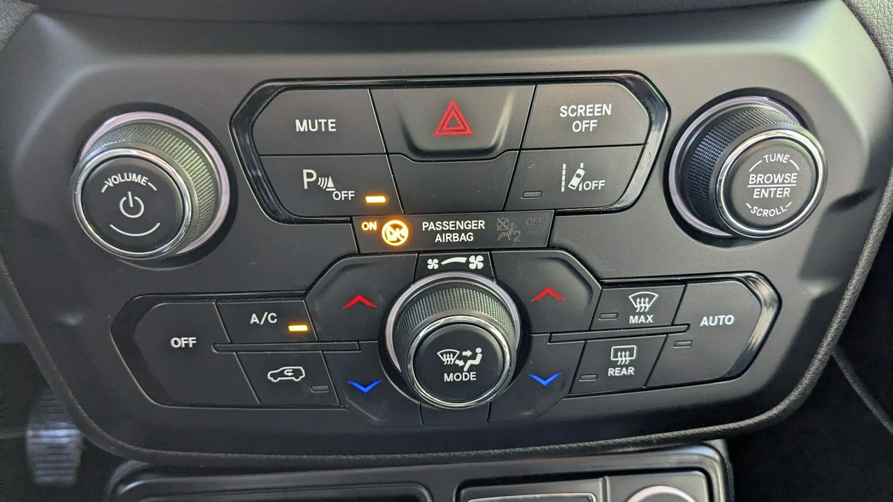 Jeep Renegade - Zdjęcie 22