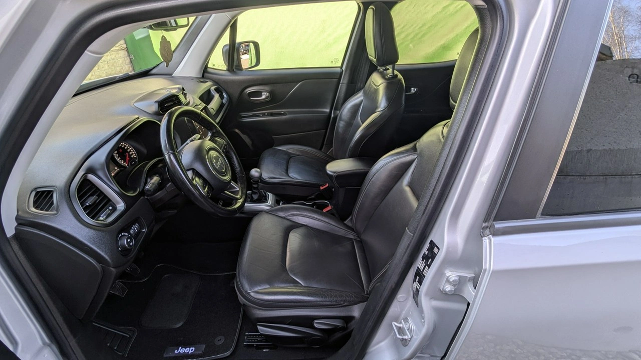 Jeep Renegade - Zdjęcie 8