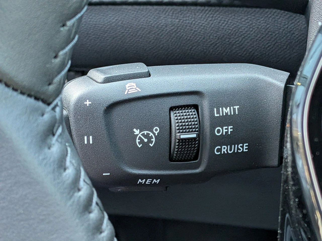 Peugeot 2008 - Zdjęcie 15