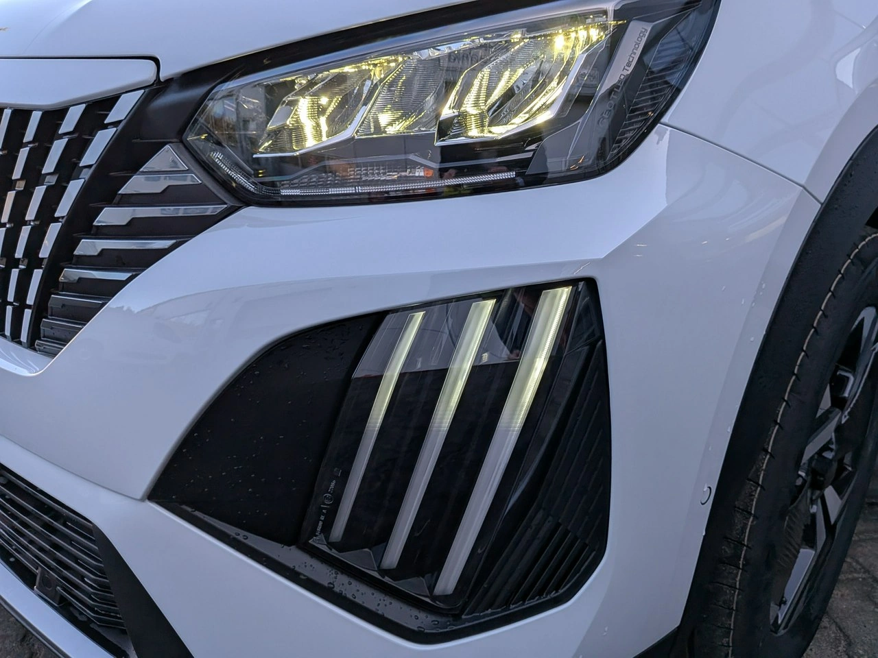 Peugeot 2008 - Zdjęcie 5