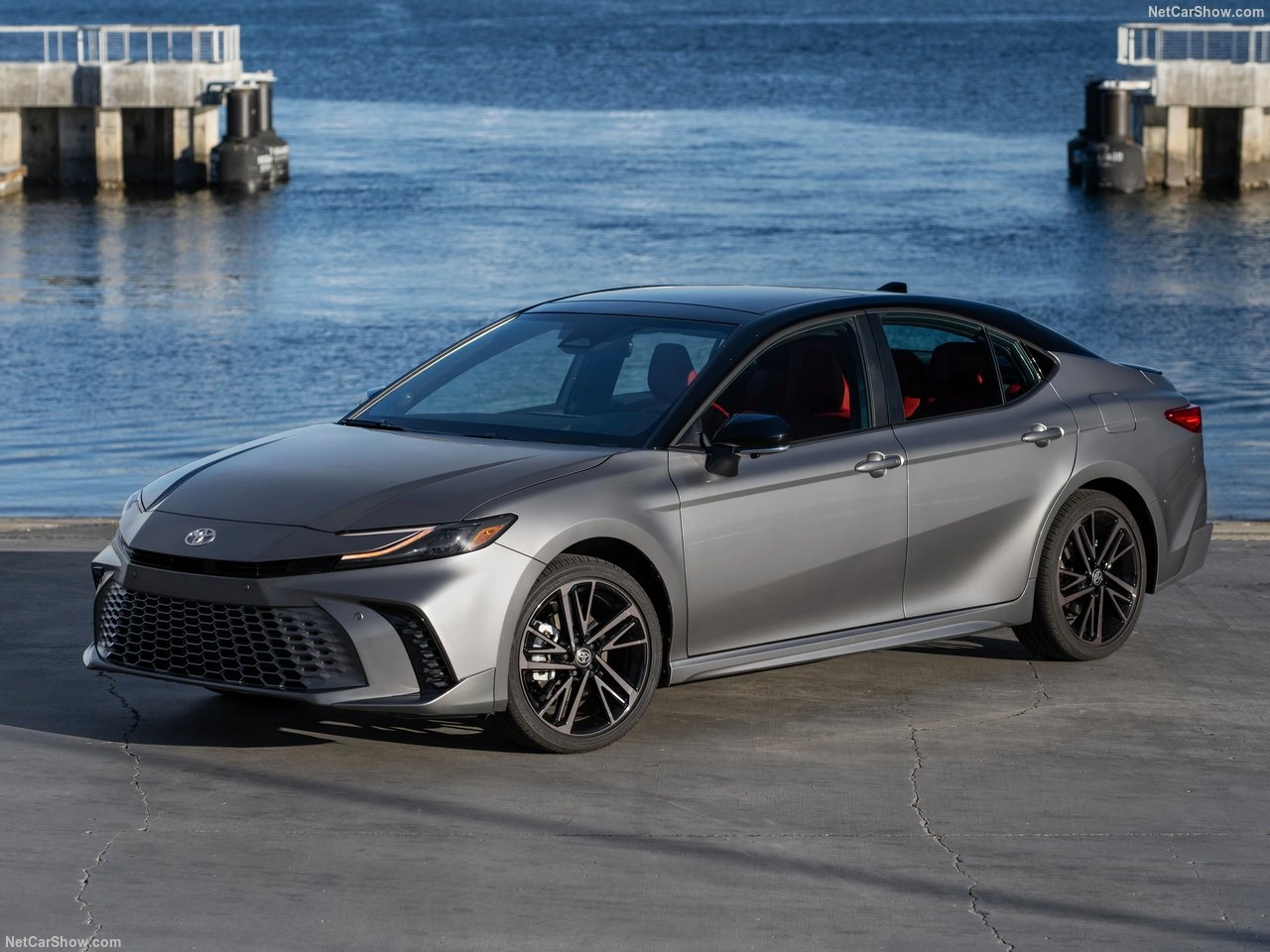 Toyota Camry - Zdjęcie 5