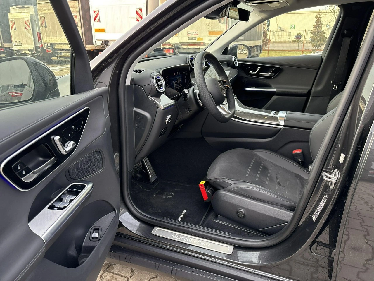 Mercedes GLC 220 - Zdjęcie 9