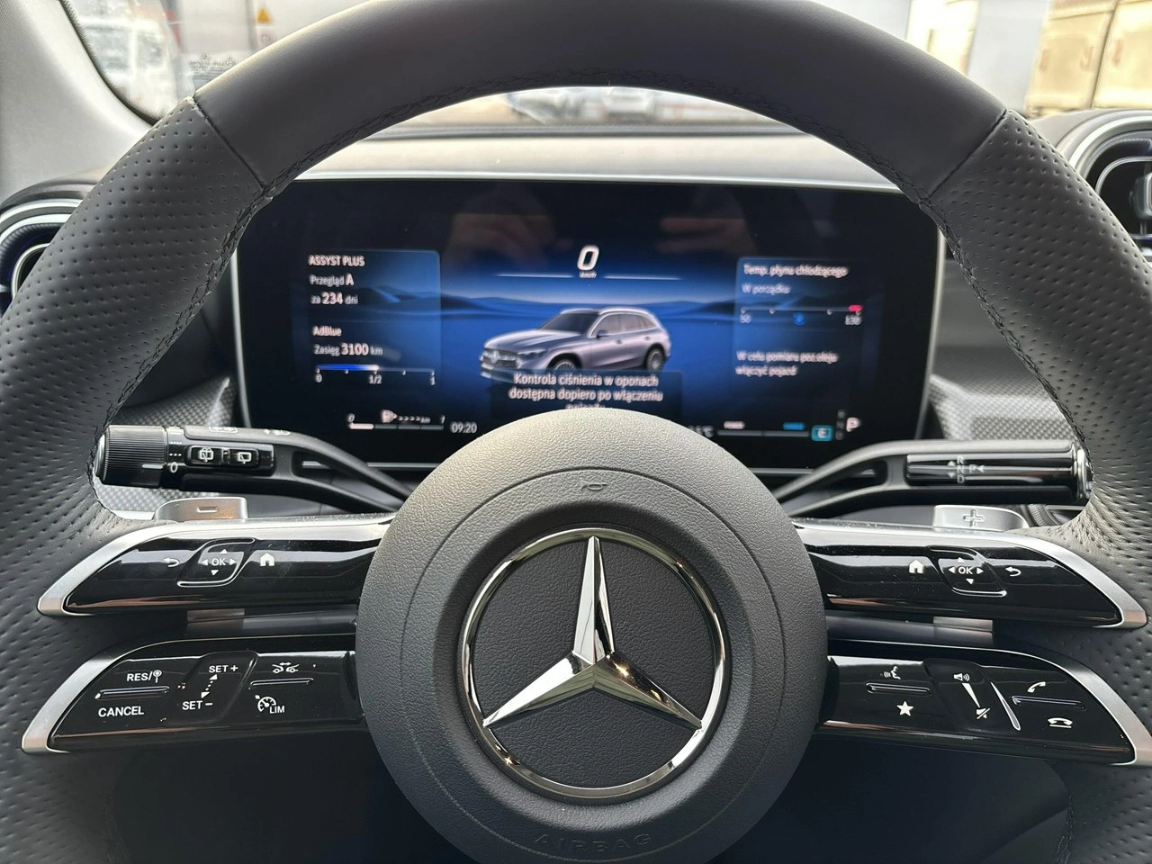 Mercedes GLC 220 - Zdjęcie 18