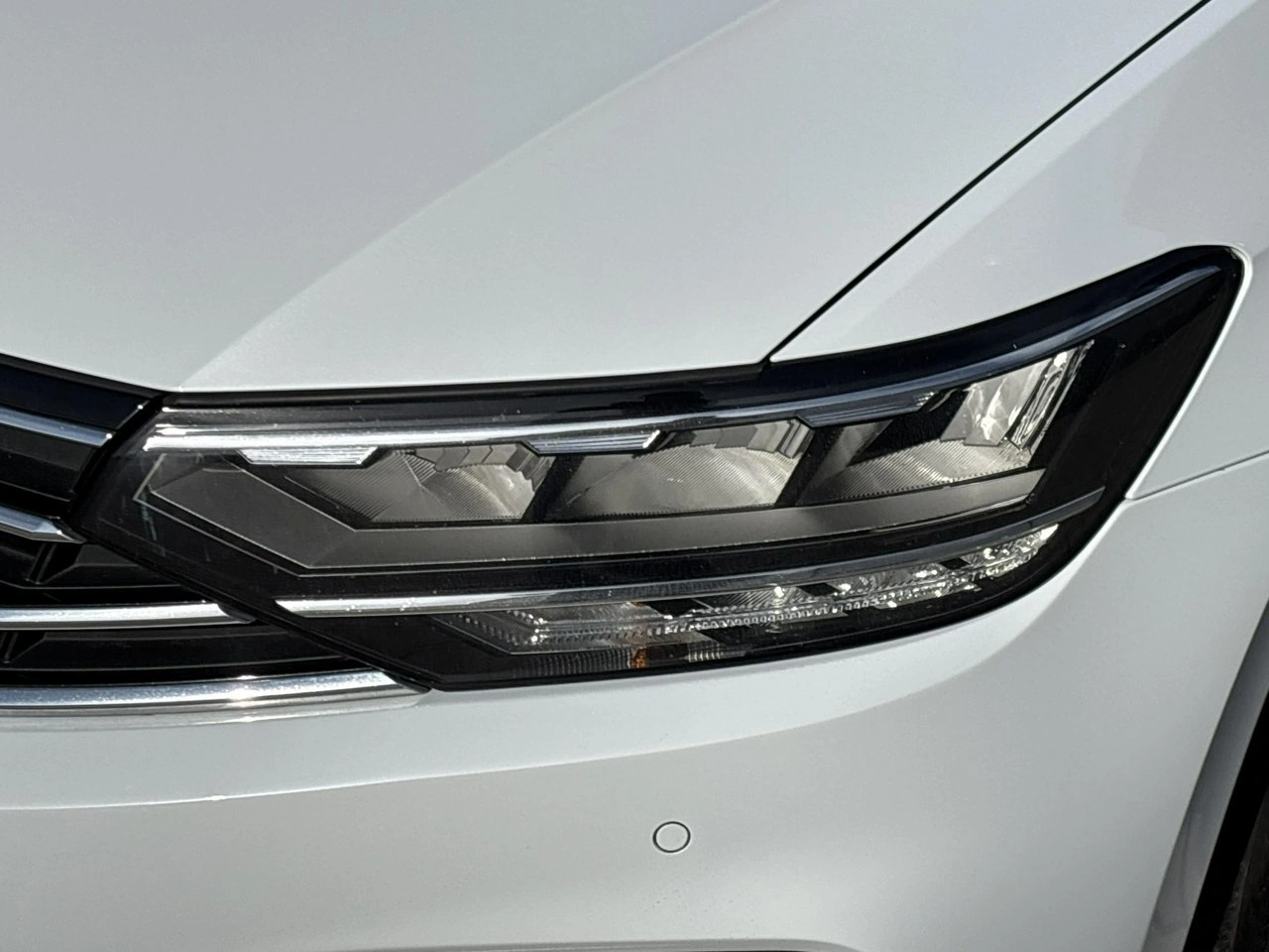 Volkswagen Passat - Zdjęcie 8