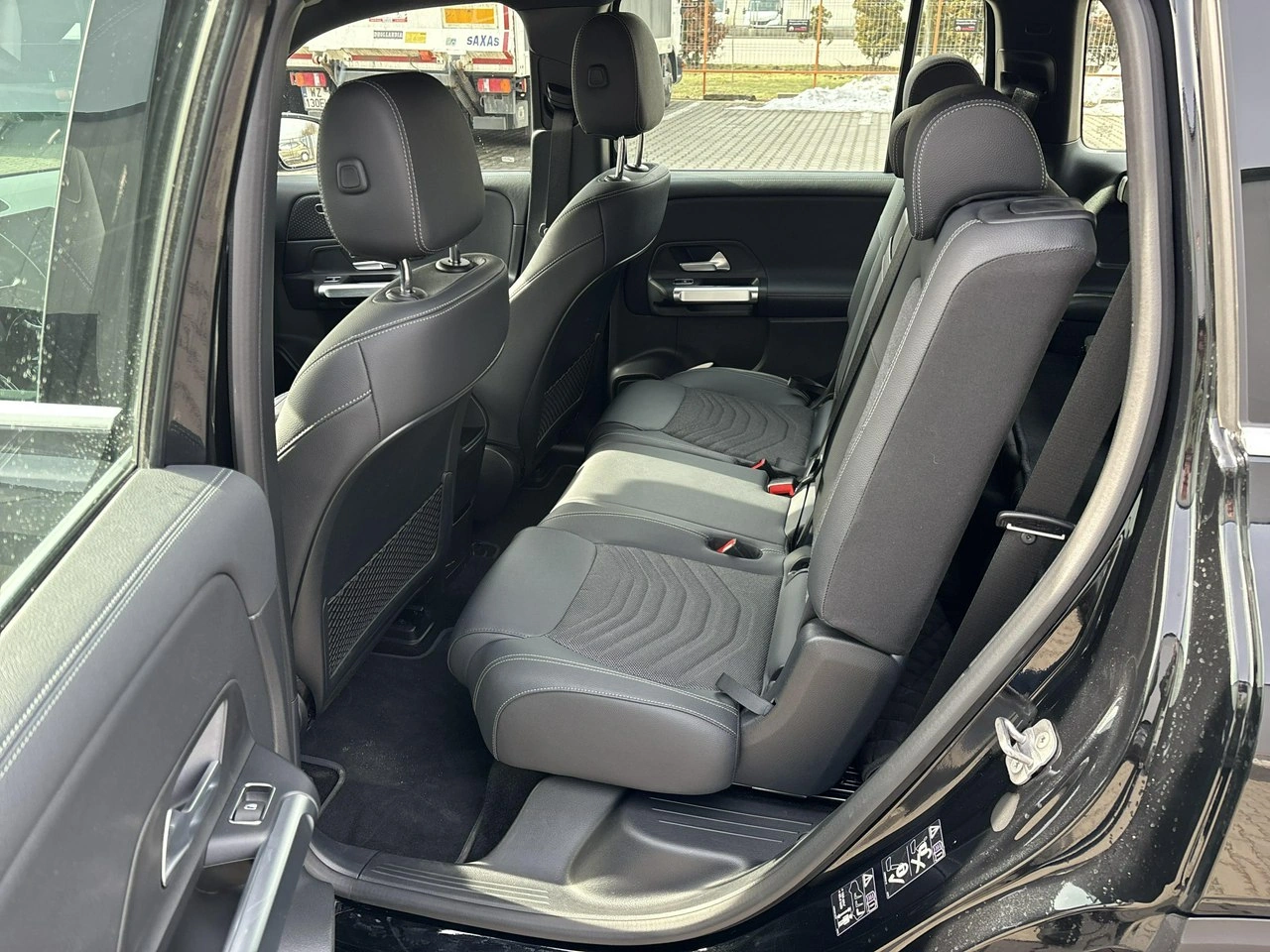 Mercedes EQB - Zdjęcie 10