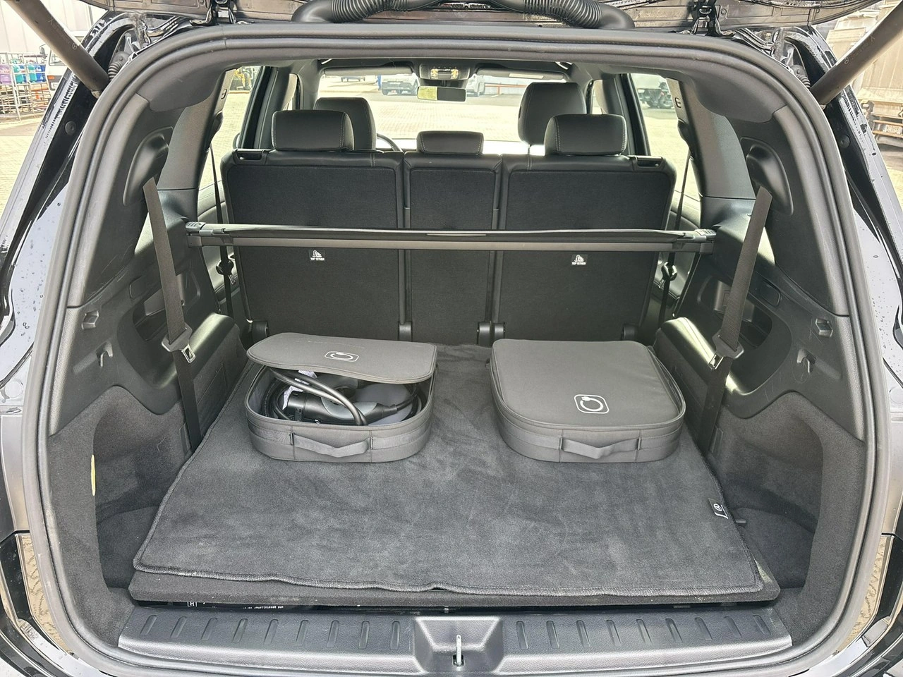 Mercedes EQB - Zdjęcie 12