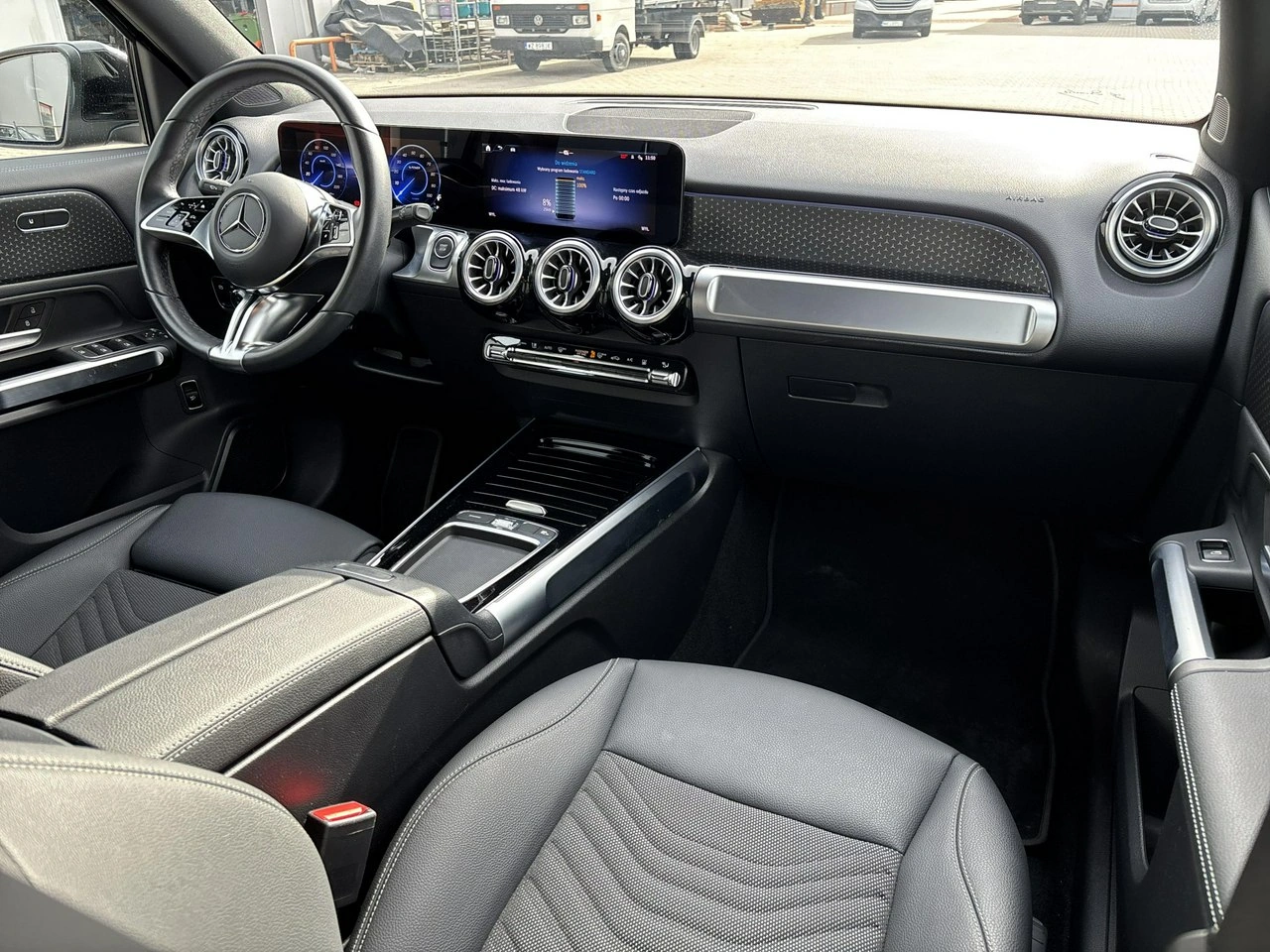 Mercedes EQB - Zdjęcie 15