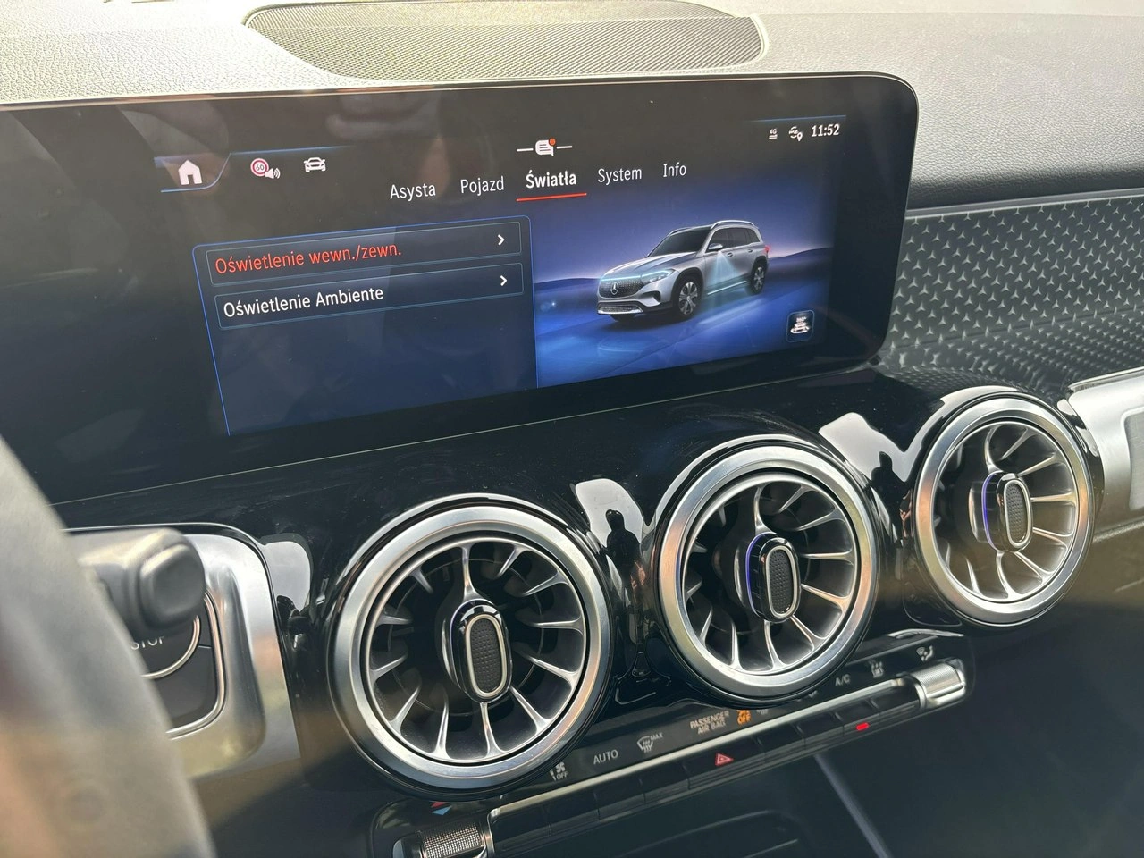 Mercedes EQB - Zdjęcie 24