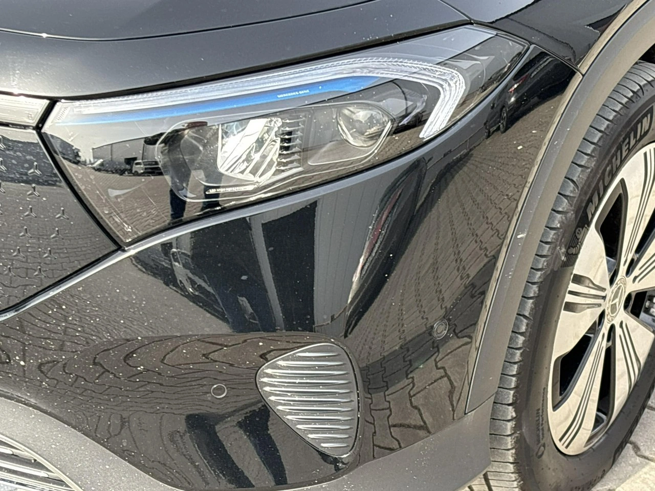 Mercedes EQB - Zdjęcie 8