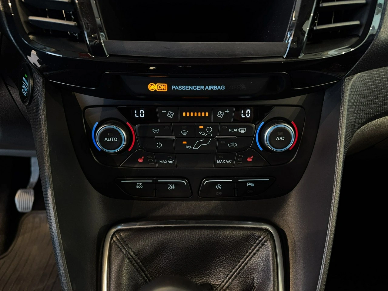 Ford Tourneo Connect - Zdjęcie 18