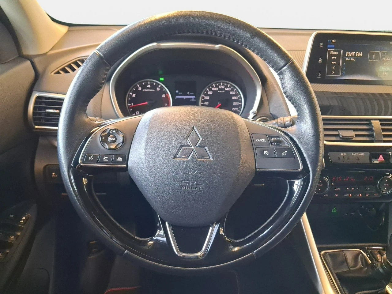 Mitsubishi Eclipse Cross - Zdjęcie 12