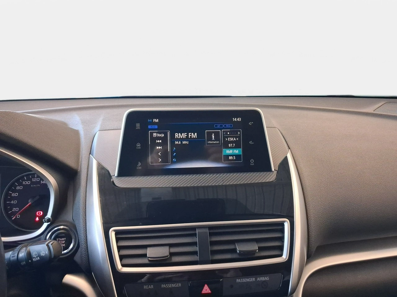 Mitsubishi Eclipse Cross - Zdjęcie 16